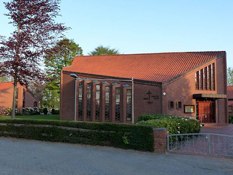 Aufnahme der Kirche in Großheide
