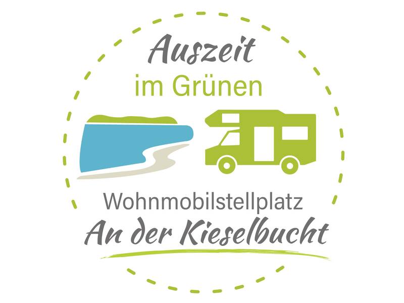 Logo mit Schriftzung - Auszeit im Grünen - Wohnmobilstellplatz am Berumerfehner Wald