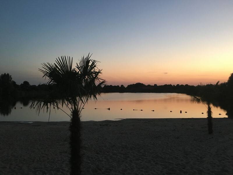 Sonnenuntergang an der Freizeitanlage