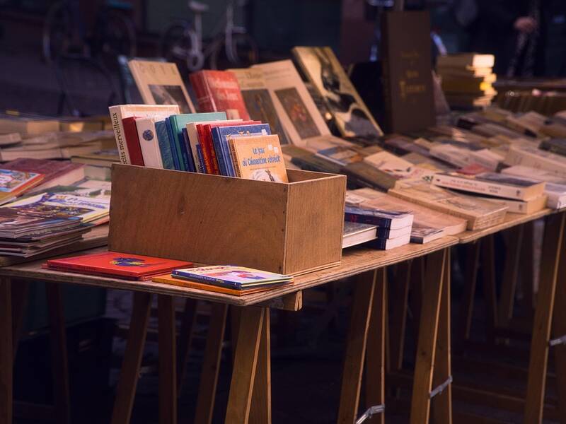 Abbildung eines Flomarkt Standes